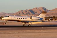 N722MM @ LAS - N722MM landing on RWY 25L in nice evening light. - by Dean Heald