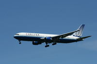 N663UA @ KIAD - Boeing 767-300 - by Mark Pasqualino