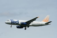 N495UA @ KIAD - Airbus A320