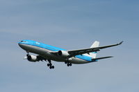 PH-AOK @ KIAD - Airbus A330-200 - by Mark Pasqualino