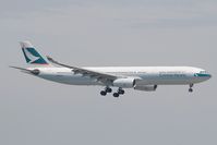 B-HLG @ VHHH - Cathay Pacific A330-300