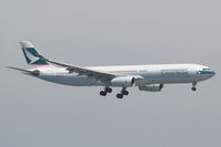 B-HLO @ VHHH - Cathay Pacific A330-300