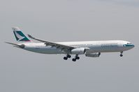 B-HLU @ VHHH - Cathay Pacific A330-300