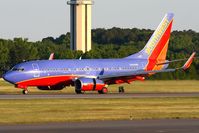 N444WN @ ORF - Southwest Airlines N444WN (FLT SWA3286) rolling out on RWY 5 after arrival from Jacksonville Int'l (KJAX). Today this flight was KSAT-KHOU-KMSY-KTPA-KJAX-KORF.
