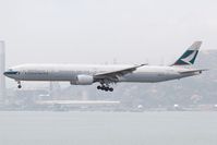 B-HNG @ VHHH - Cathay Pacific 777-300