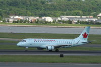 C-FEKD @ KDCA - ERJ 170-200 SU - by Mark Pasqualino