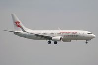 B-KXF @ VHHH - Hongkong Express 737-800 - by Andy Graf-VAP