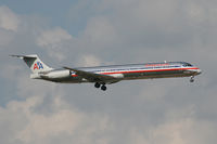 N457AA @ DFW - Landing at DFW