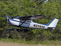 N2741U @ N81 - Taking off from Hammonton. - by JOE OSCIAK