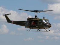 N426HF @ LAL - UH-1H