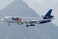 N525FE @ VHHH - FEDEX MD11