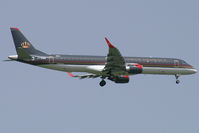 JY-EMA @ VIE - Royal Jordanian Embraer 195 - by Thomas Ramgraber-VAP