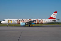 OE-LBC @ VIE - Austrian Airlines Airbus 321 in Mc Donalds colors