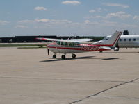 N3698U @ LNK - Refuelling stop - by Gary Schenaman