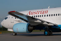 OE-LNM @ VIE - Austrian Airlines Boeing 737-600 - by Yakfreak - VAP