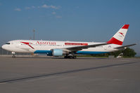 OE-LAE @ VIE - Austrian Airlines Boeing 767-300 - by Yakfreak - VAP