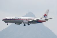 9M-MQE @ VHHH - Malaysia Airlines 737-400