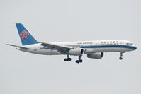 B-2823 @ VHHH - China Southern 757-200 - by Andy Graf-VAP