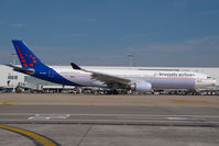 OO-SFM @ EBBR - Brussels Airlines Airbus 330-300 - by Yakfreak - VAP