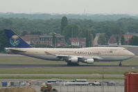 TF-AMI @ EBBR - Saudia Boeing 747-400 - by Yakfreak - VAP