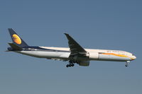 VT-JEH @ EBBR - descending to rwy 02
