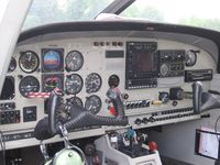 N114SM @ W88 - nice panel - by Tom Cooke