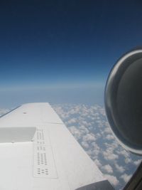 N6VF - looking out the right side at FL350 - by Tom Cooke