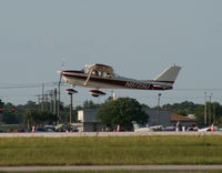 N8725U @ LAL - Cessna 172 - by Florida Metal