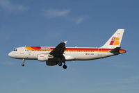 EC-JSB @ EBBR - arrival of flight IB3206 to rwy 25L