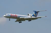 RA-85715 @ VIE - KMV Tu154