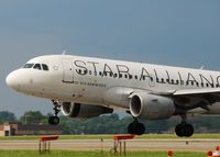 N701UW @ KPIT - Landing on 28L - by Steel61