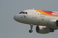 EC-KOY @ EBBR - descending to rwy 25L - by Daniel Vanderauwera