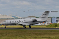 N600AR @ EGGW - GULFSTREAM 1V - by robert starling