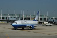N307UA @ KORD - Boeing 737-500