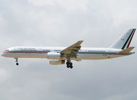 XC-UJM @ LEBL - TP-01 arriving at BCN with the mexican President on board. - by Jorge Molina