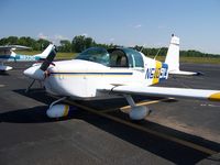 N6109L - Engine upgraded to 150 HP - by Everette Tate -FBO- Davidson airport , Lexington, NC