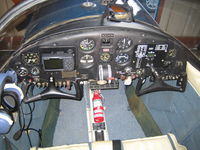 N3041H @ KAWO - interior - by M. Sigman