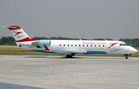 OE-LCK @ LOWW - Austrian Arrows - by Christian Waser