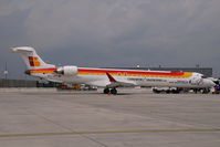 EC-JTT @ VIE - Air Nostrum Regionaljet 900 - by Yakfreak - VAP