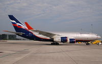 RA-96008 @ VIE - Aeroflot Iljuschin 96 - by Yakfreak - VAP