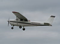 N738DS @ LAL - Cessna 172 - by Florida Metal