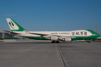 B-2421 @ VIE - Jade Cargo Boeing 747-400 - by Yakfreak - VAP