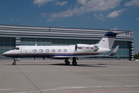 VT-MST @ VIE - Gulfstream 4 - by Yakfreak - VAP