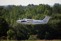N410RE @ HKY - A great day to take pictures.