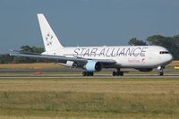 OE-LAZ @ LOWW - AUSTRIAN - by Delta Kilo