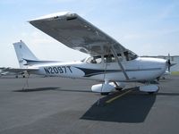N2097T @ M01 - N2097T CESSNA 172S