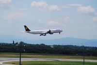 D-AIHR @ LOWW - Lufthansa - by Daniel Jany