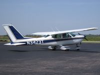 N3423T @ M01 - N3423T CESSNA 177