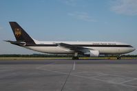 N143UP @ VIE - UPS Airbus A300-600 - by Yakfreak - VAP