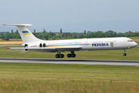 UR-86528 @ LOWW - nice bird! - by Wolfgang Kronfuss